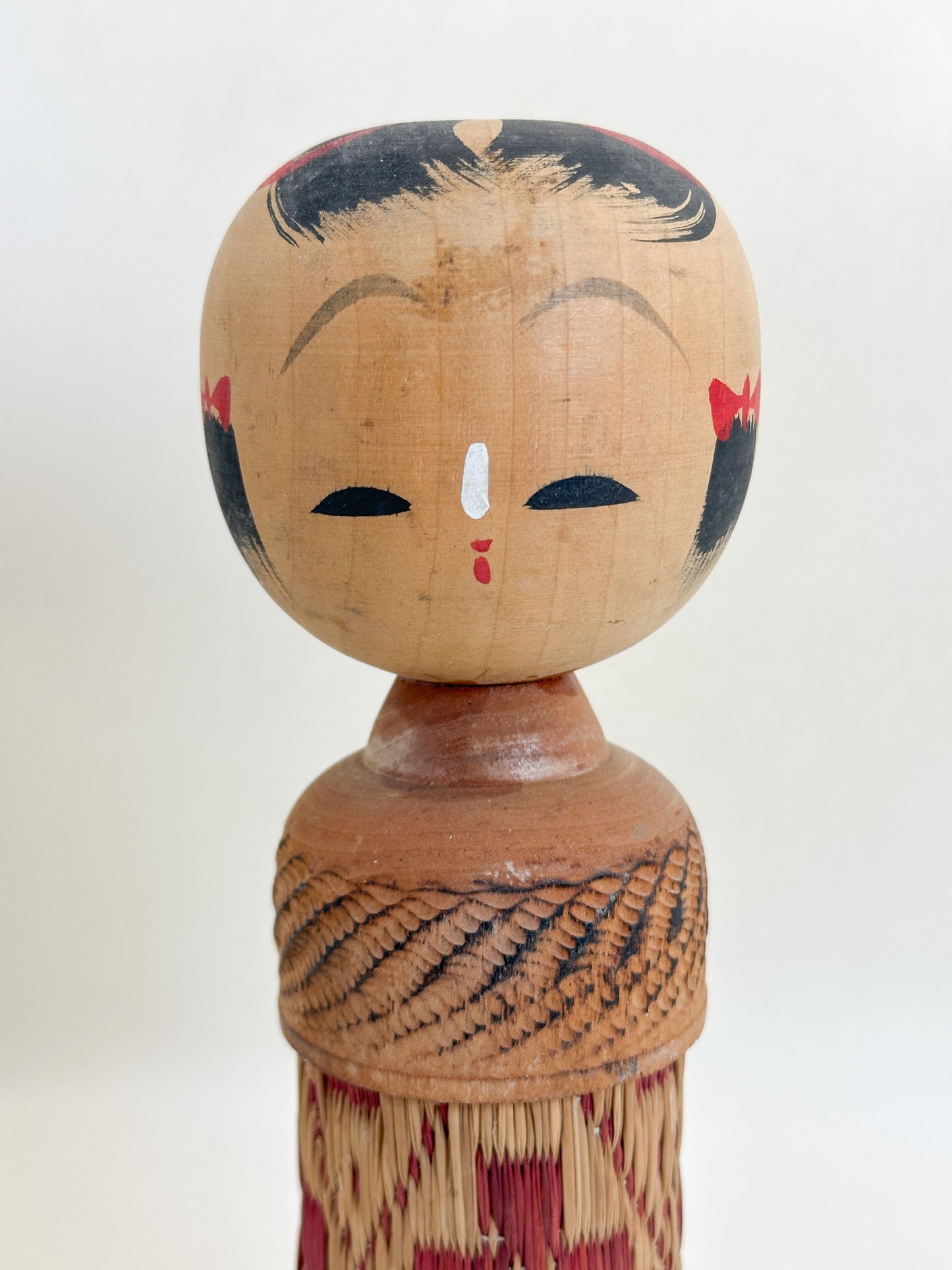 K20165 - Ajiro-ami omiyage kokeshi 網代編み