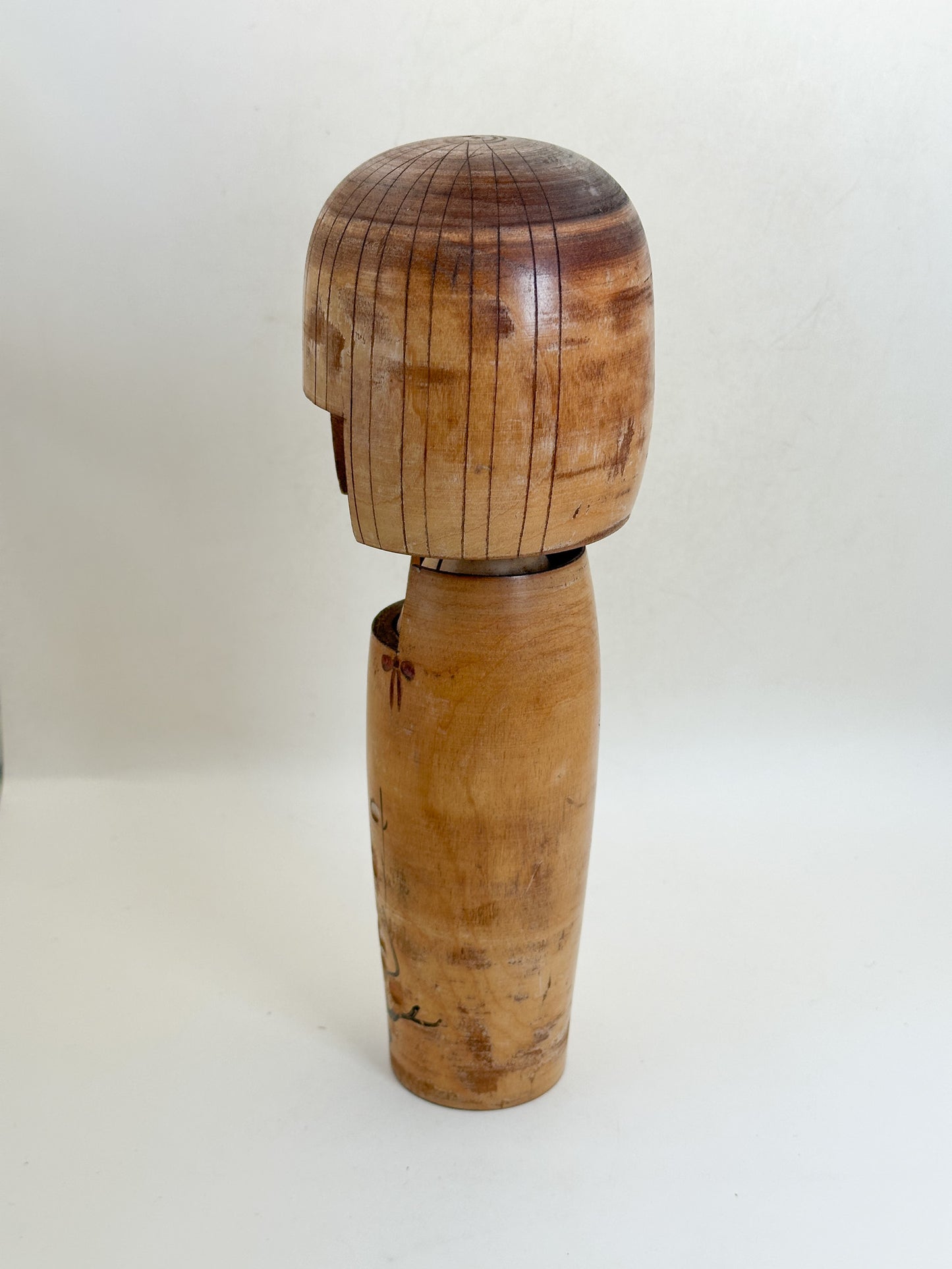 K25205 - Sōsaku Kokeshi by Yamagishi Umeyoshi 山岸梅好