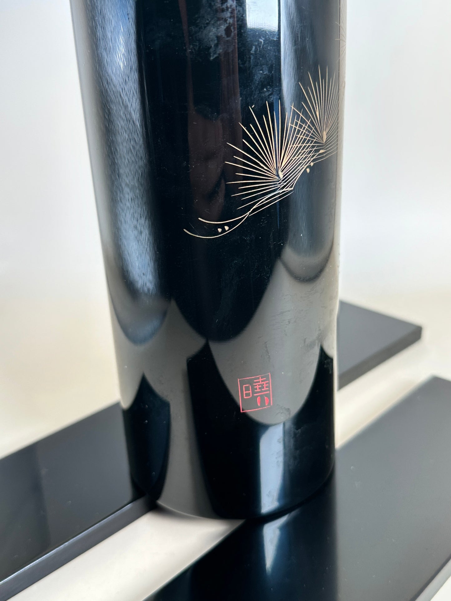 TB113 - Wajima-nuri Lacquer Vase 輪島塗