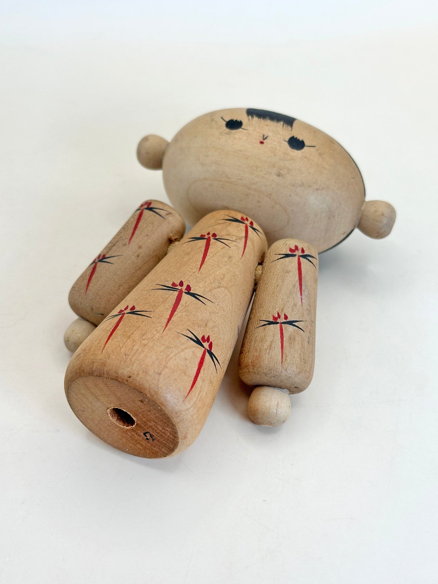 K10161 - Sosaku Kokeshi by Ishihara Hideo 石原日出男