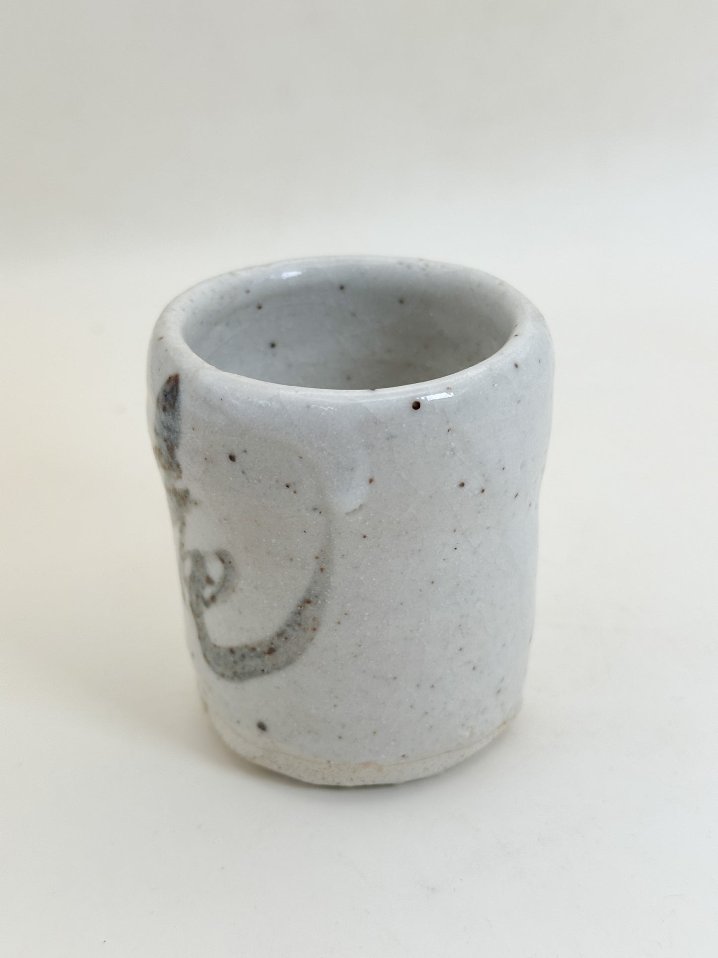 TB378 - Small Shino-yaki Kikōhai cup 志野焼