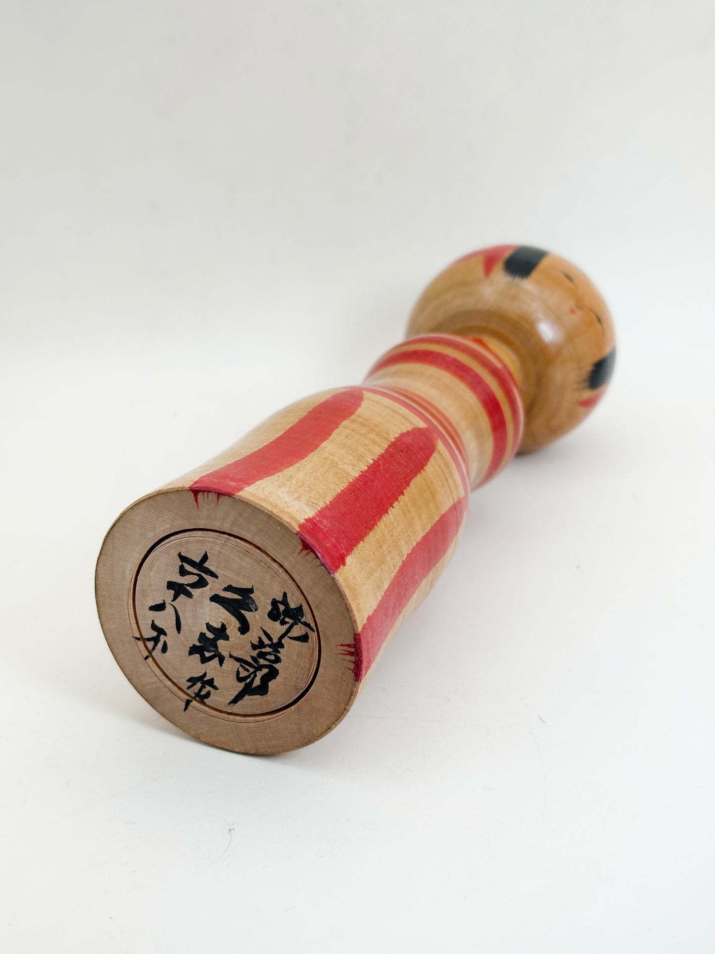 K18169 - Traditional Yajirō by Hisashi Niyama 新山久志