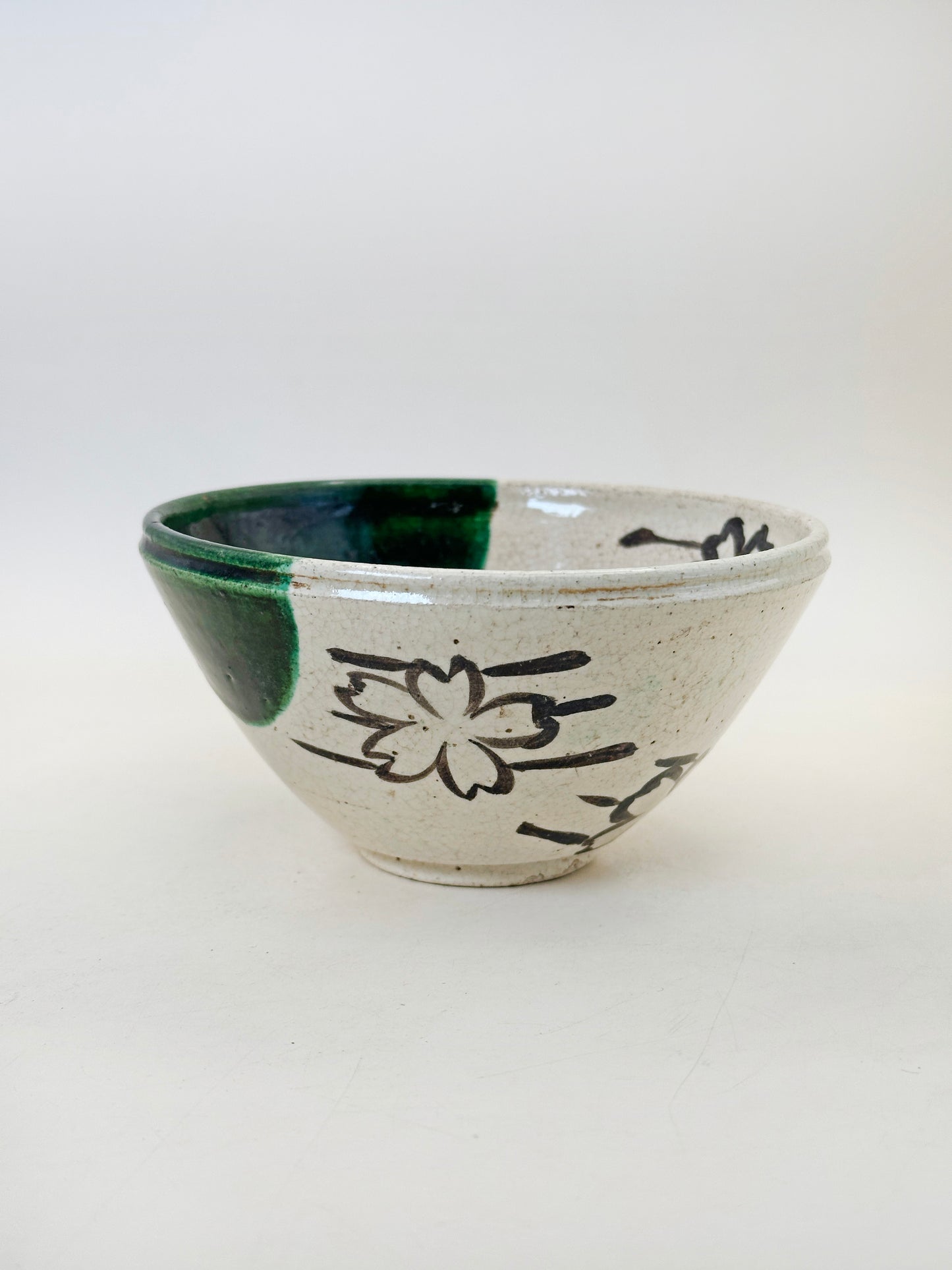 TC88 - Chawan Matcha Bowl of Oribe-yaki 織部焼