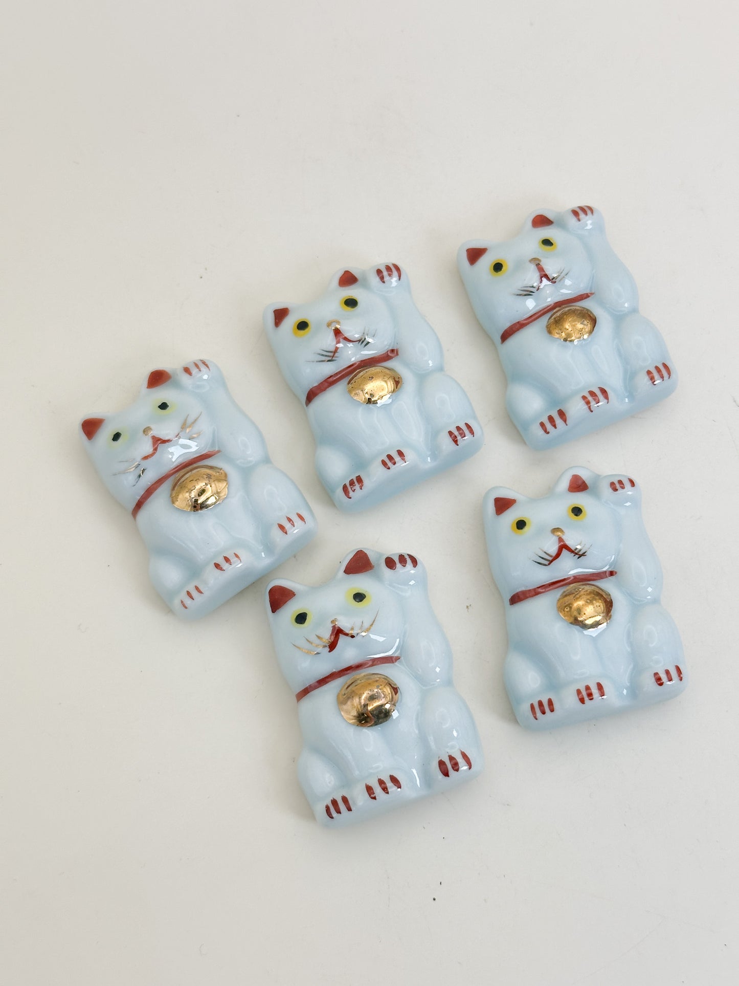 TB381 - Maneki neko cat Arita-yaki 有田焼