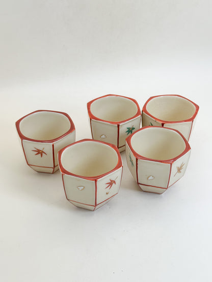 TB380 - Mino-yaki Small Bowls with Maple Leaf 美濃焼