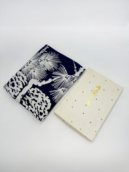 FA16 - Furoshiki Tissu Pin Matsu 松