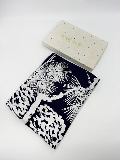 FA16 - Furoshiki Tissu Pin Matsu 松
