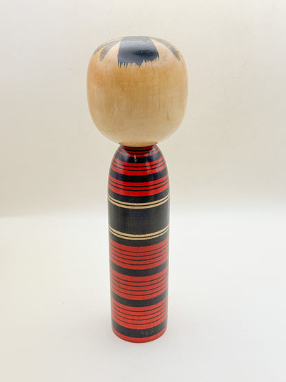 K25208 - Sosaku shingata kokeshi by Chūichi Ōe 大江忠一