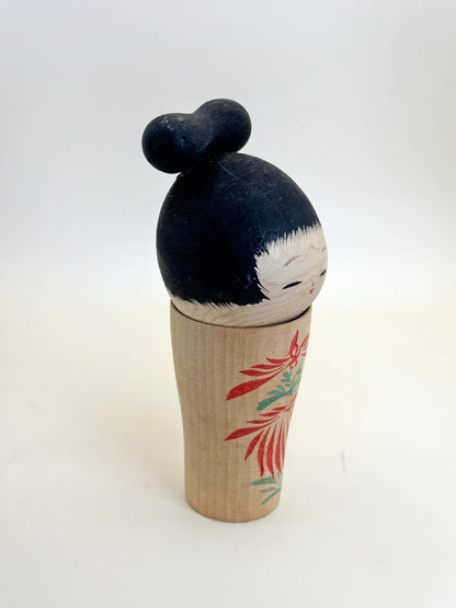 K15102 - Sosaku Shingata Kokeshi by Yoshio 良雄