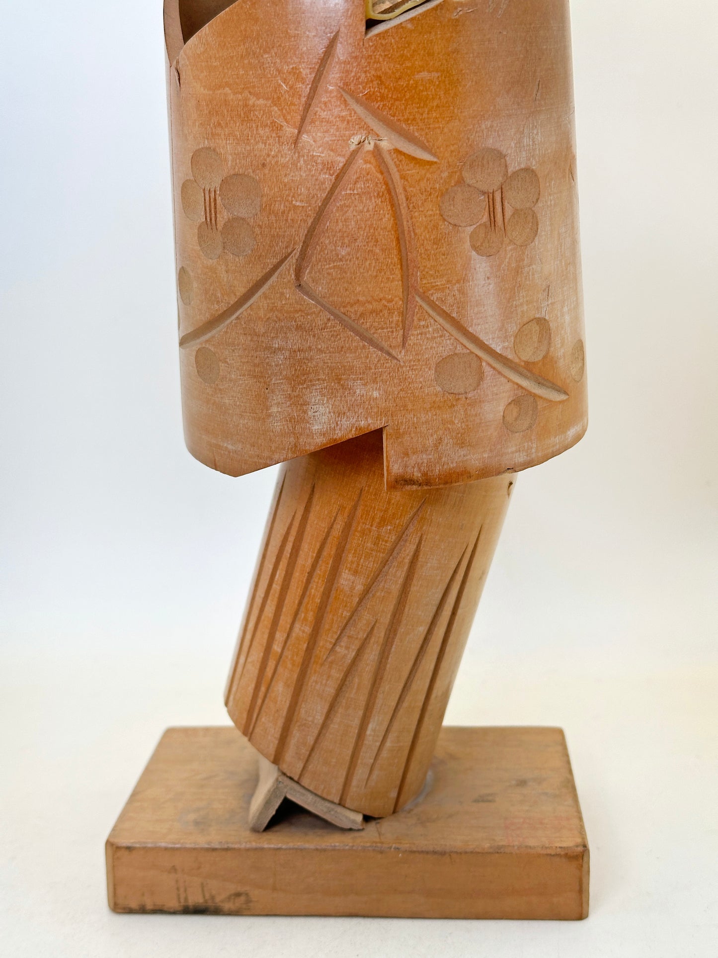 K30033 - Sosaku kokeshi by Hajime Miyashita 宮下はじめ