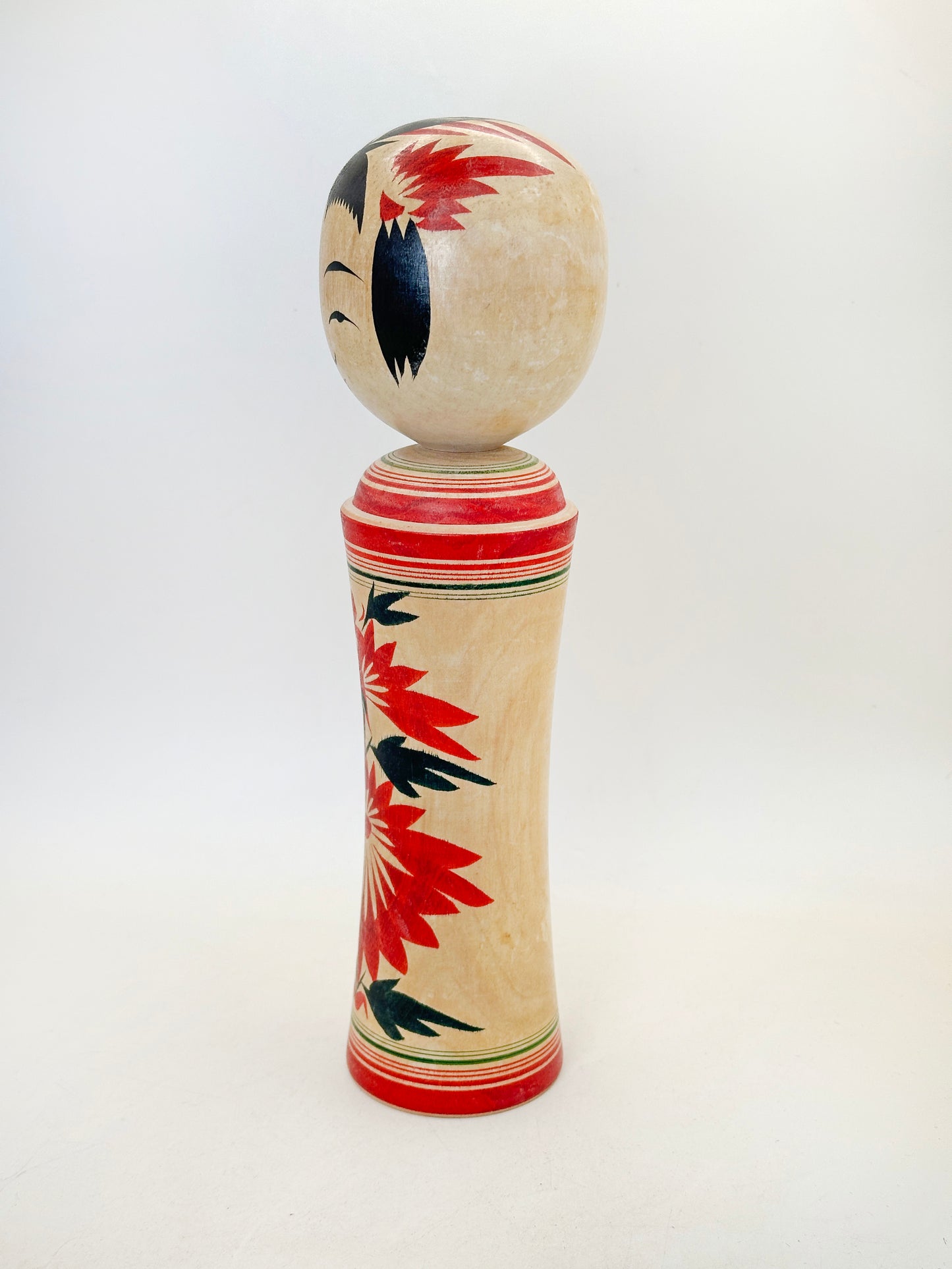 K25149 - Kokeshi Naruko par Chikara Onuma 大沼力