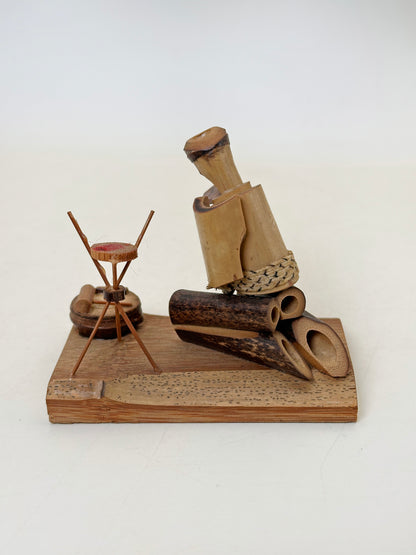 FT414 - Omiyage Echizen bamboo doll 越前竹人形