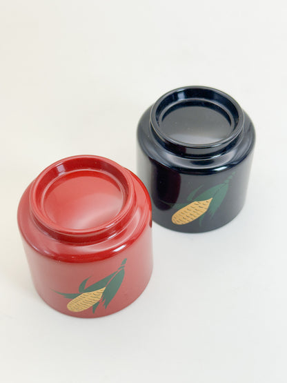 TB390 - Wajima-nuri sake cups 輪島塗