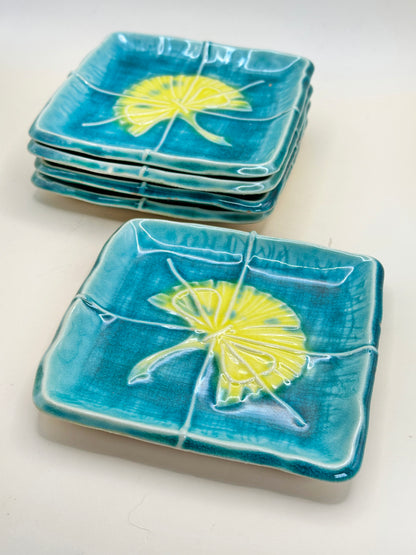 TB121 - Service de petites assiettes à motif Ginkgo par Suisen 赤津焼 翠泉