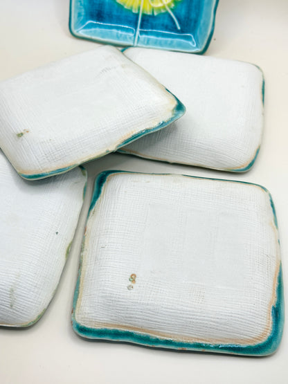 TB121 - Service de petites assiettes à motif Ginkgo par Suisen 赤津焼 翠泉
