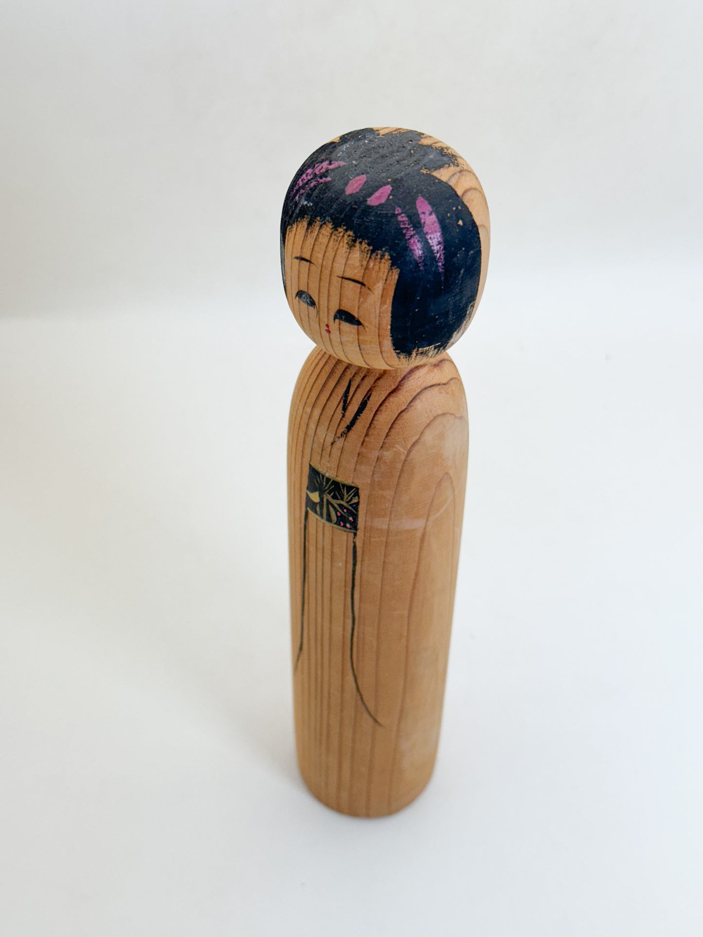K25216 - Sosaku Shingata Kokeshi of Matagorō 八代目 又五郎