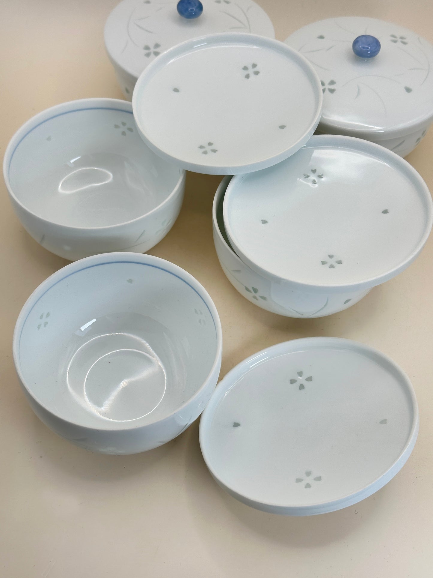 TB122 - Lidded Porcelain Tea Cup Set by Kōzan-gama 幸山窯