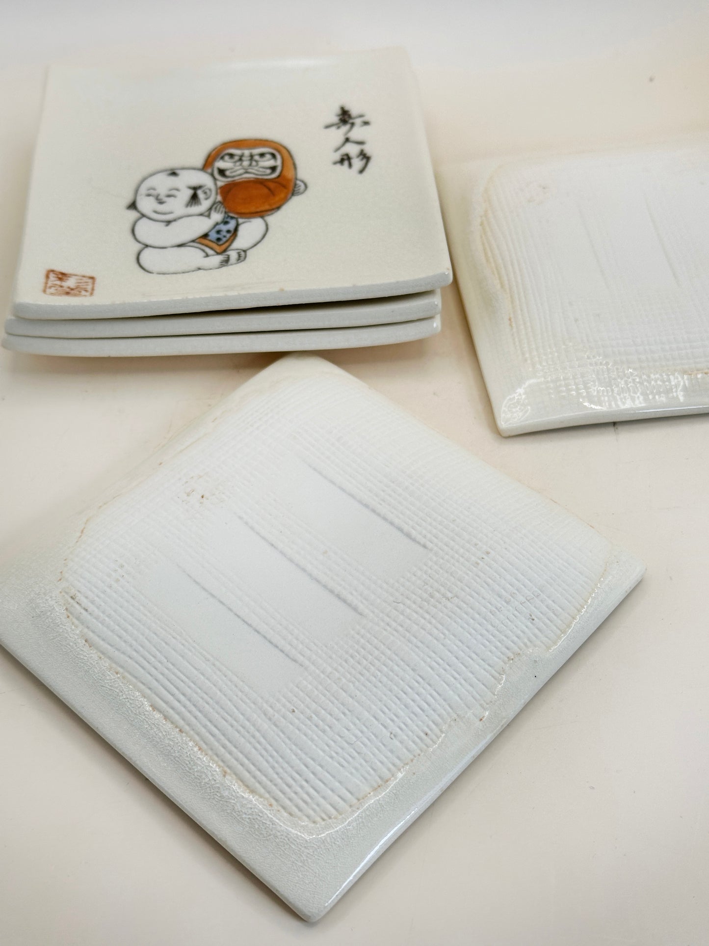 TB123 - Akazu-yaki Small Plate Akazu-yaki 赤津焼