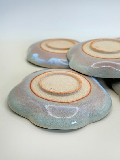 TB125 - Set of Hagi-yaki Plum Blossom Small Plates by Tenpōzan 天鵬山