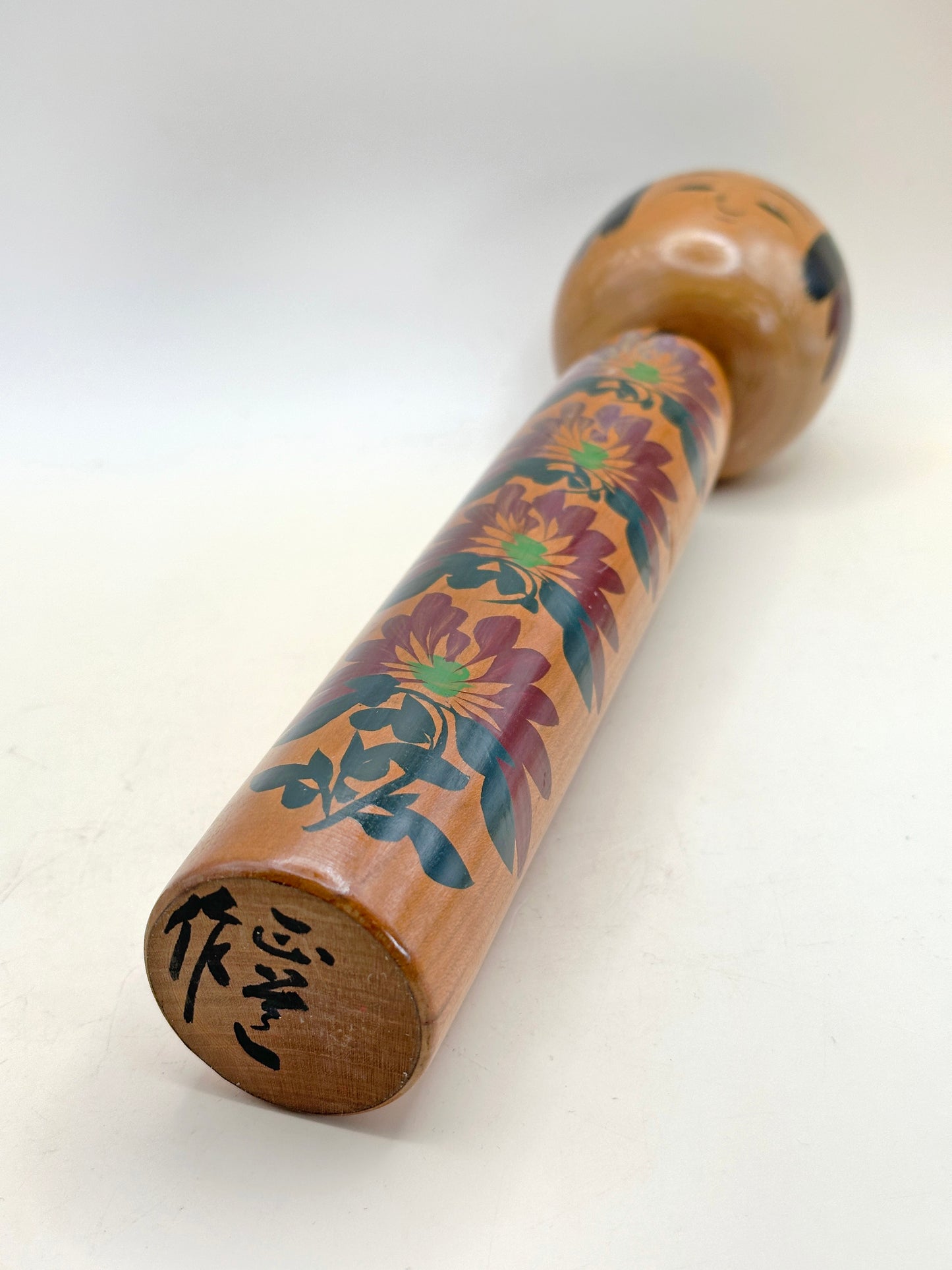 K30017 - Sosaku Shingata Kokeshi par Hitokura Masamichi 一倉正道