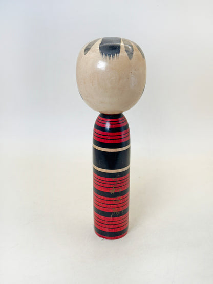 K18148 - Kokeshi Shingata par Chuji Kudo 工藤忠二