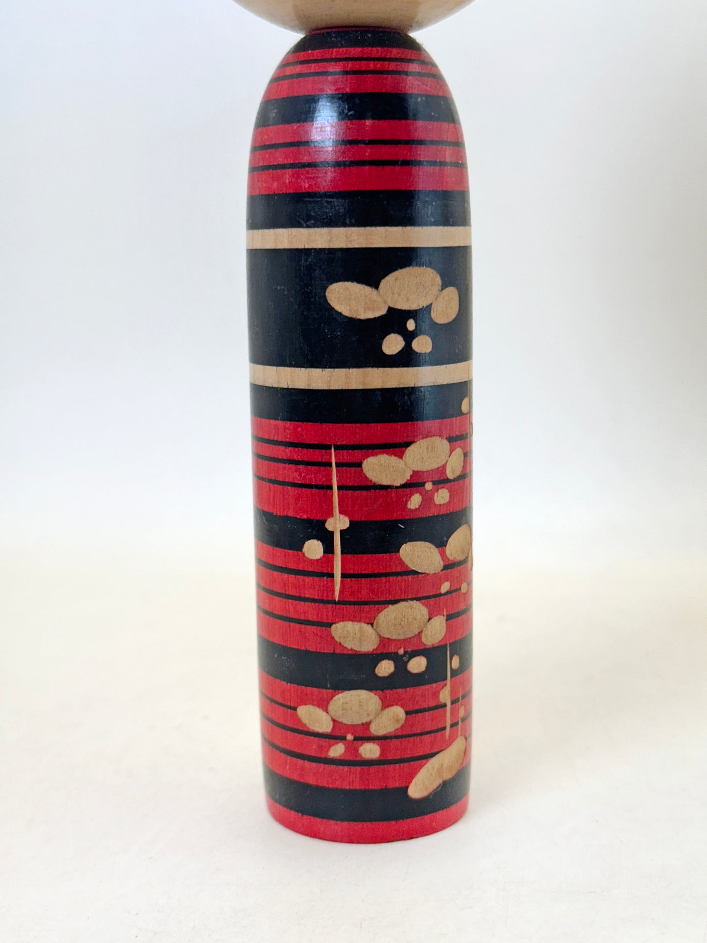 K18148 - Kokeshi Shingata par Chuji Kudo 工藤忠二