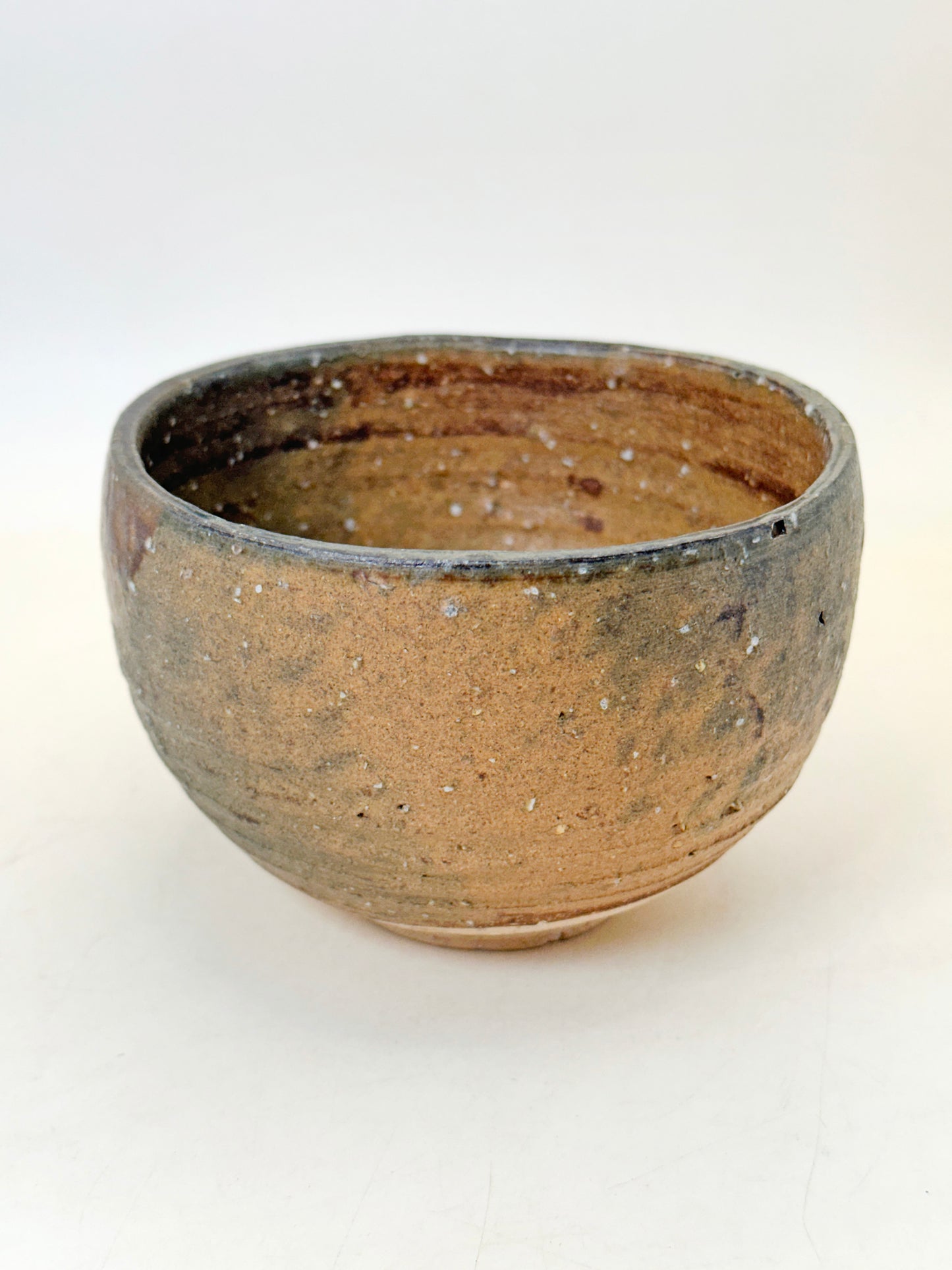 TB240 - Bol à matcha chawan Shigaraki-yaki 信楽焼