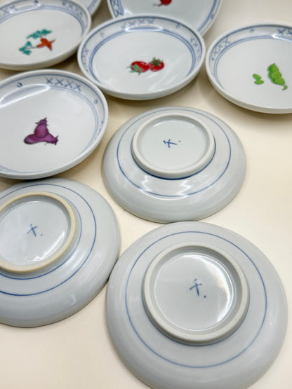 TB127 - Set of Arita Porcelain Plates 有田焼