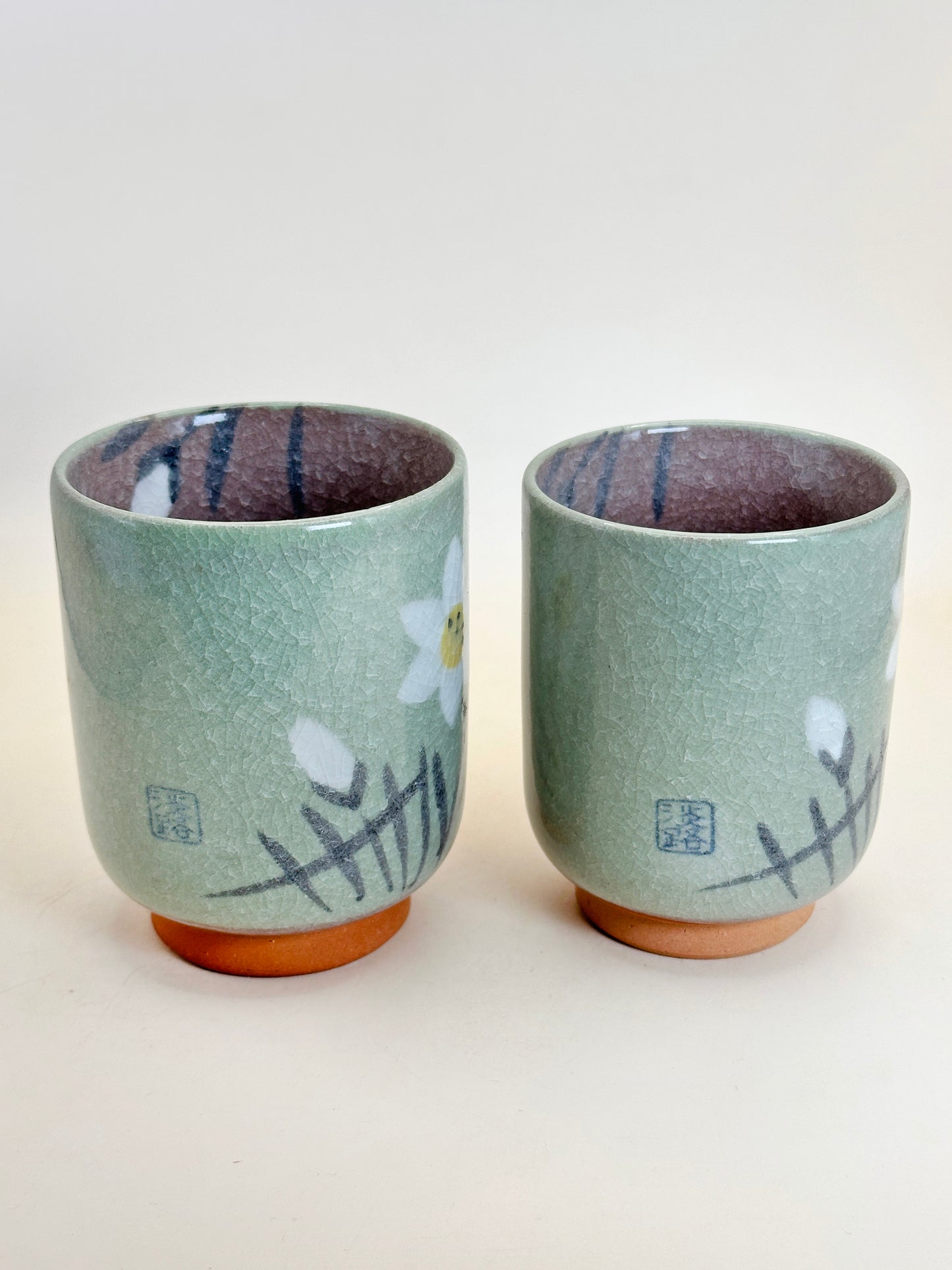 TB130 - Tasses à thé Yunomi - Narcisse d'eau 水仙