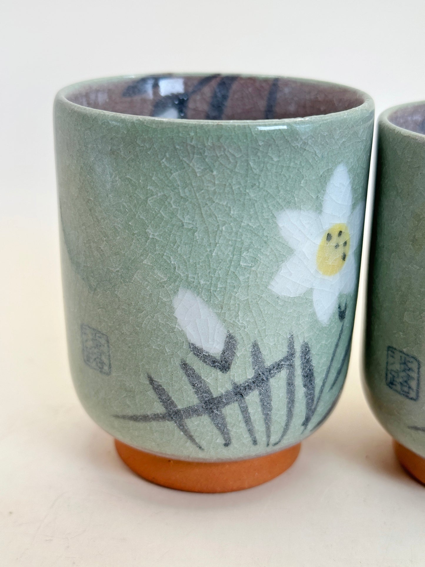 TB130 - Tasses à thé Yunomi - Narcisse d'eau 水仙