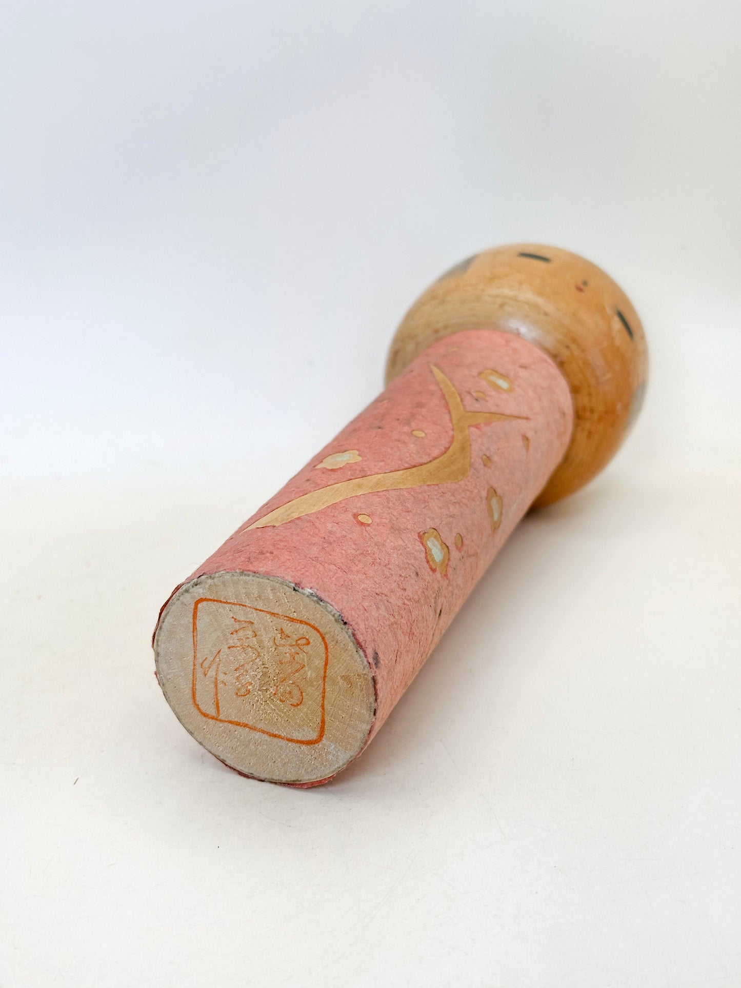 K18149 - Sōsaku kokeshi par Eiko Shibata 柴田栄子