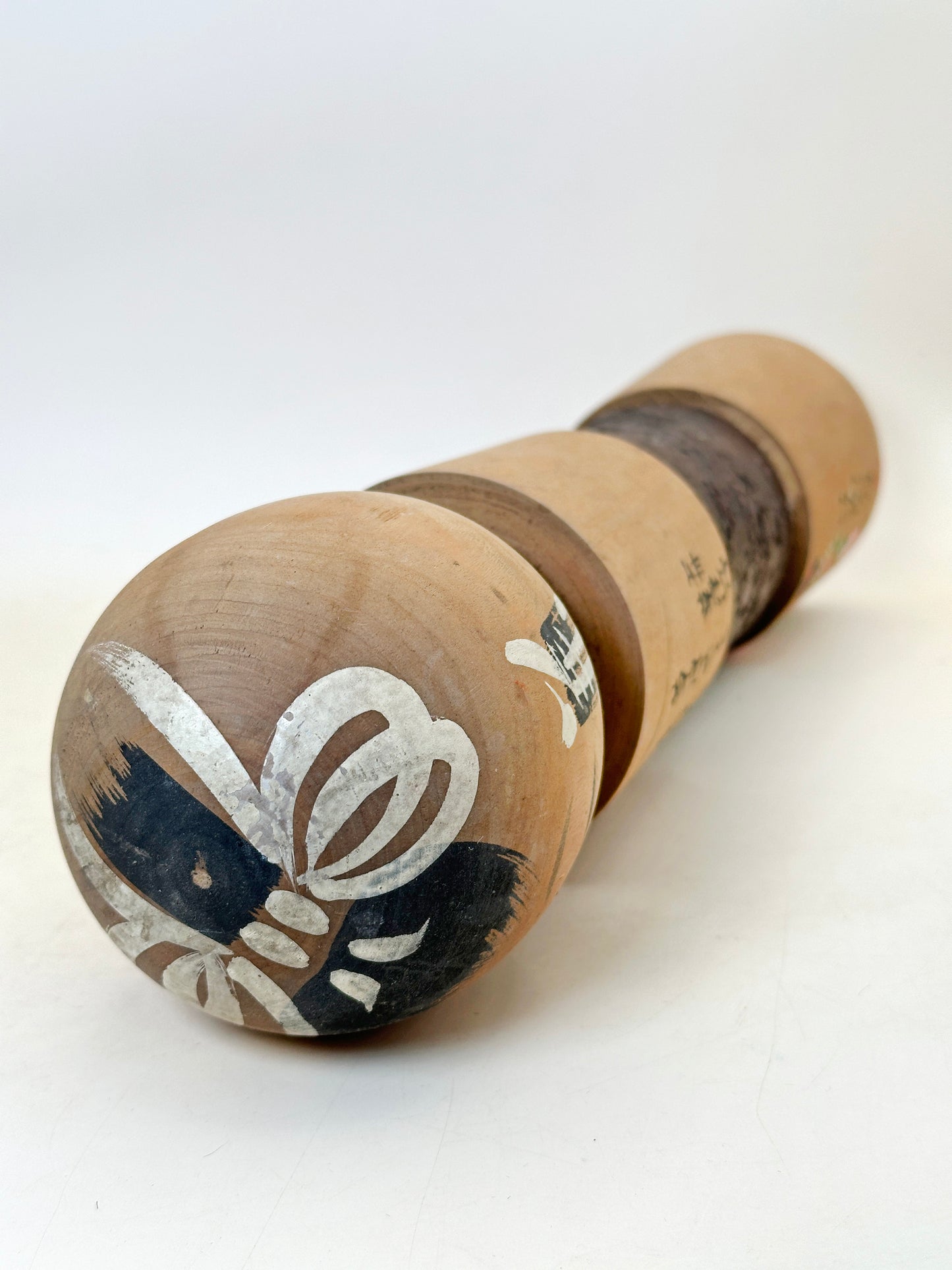 K30034 - Omiyage Kokeshi de Kusatsu Onsen 草津温泉