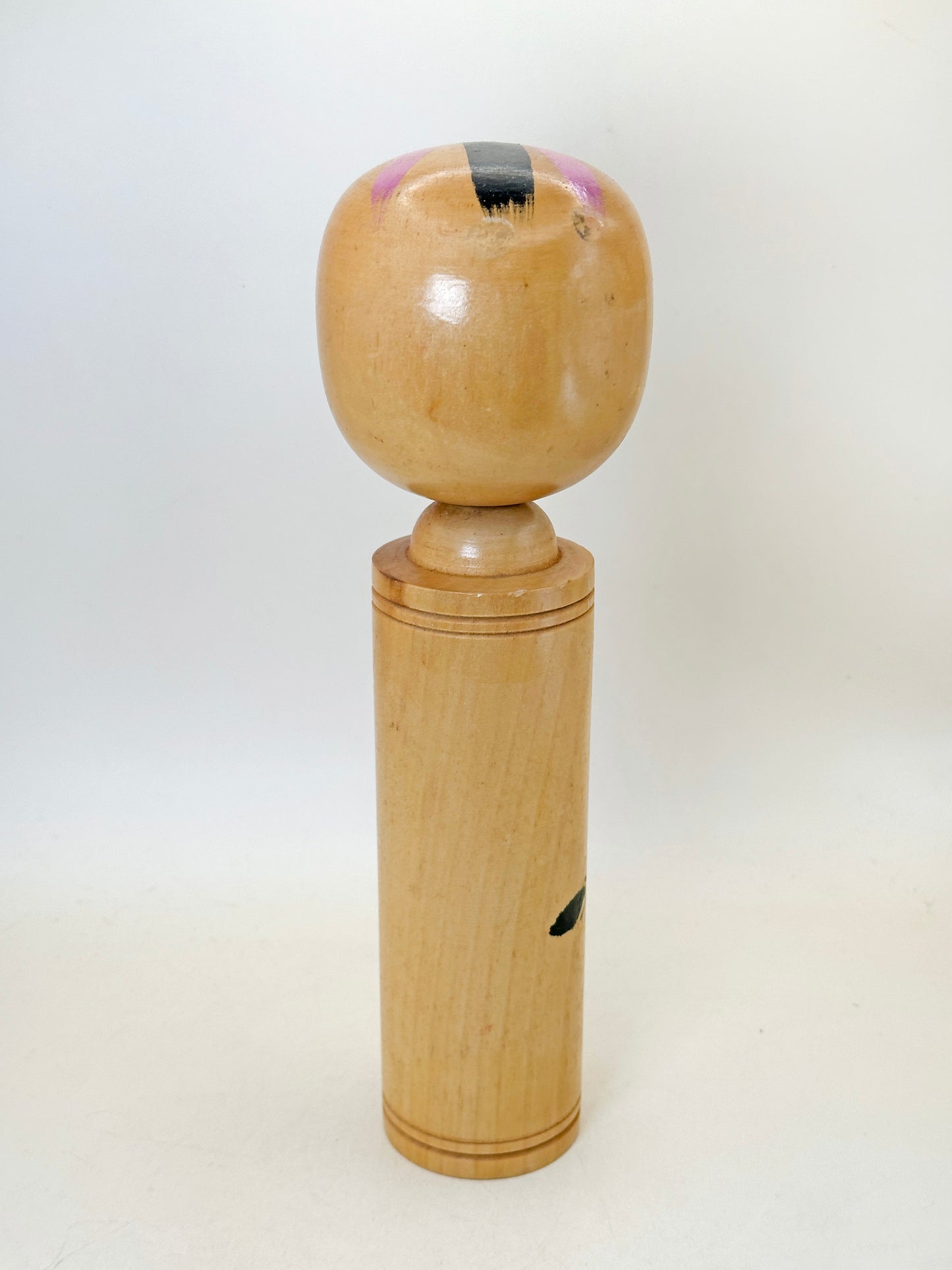 K25156 - Sōsaku Kokeshi par Takahashi Hashime 髙橋はしめ