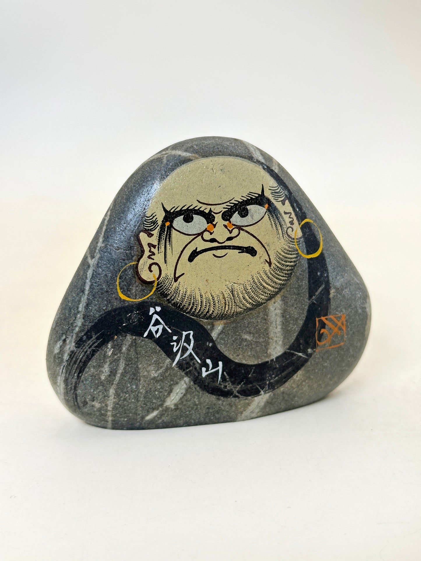 FT410 - Daruma Omiyage Stone  from Tanigumisan 谷汲山