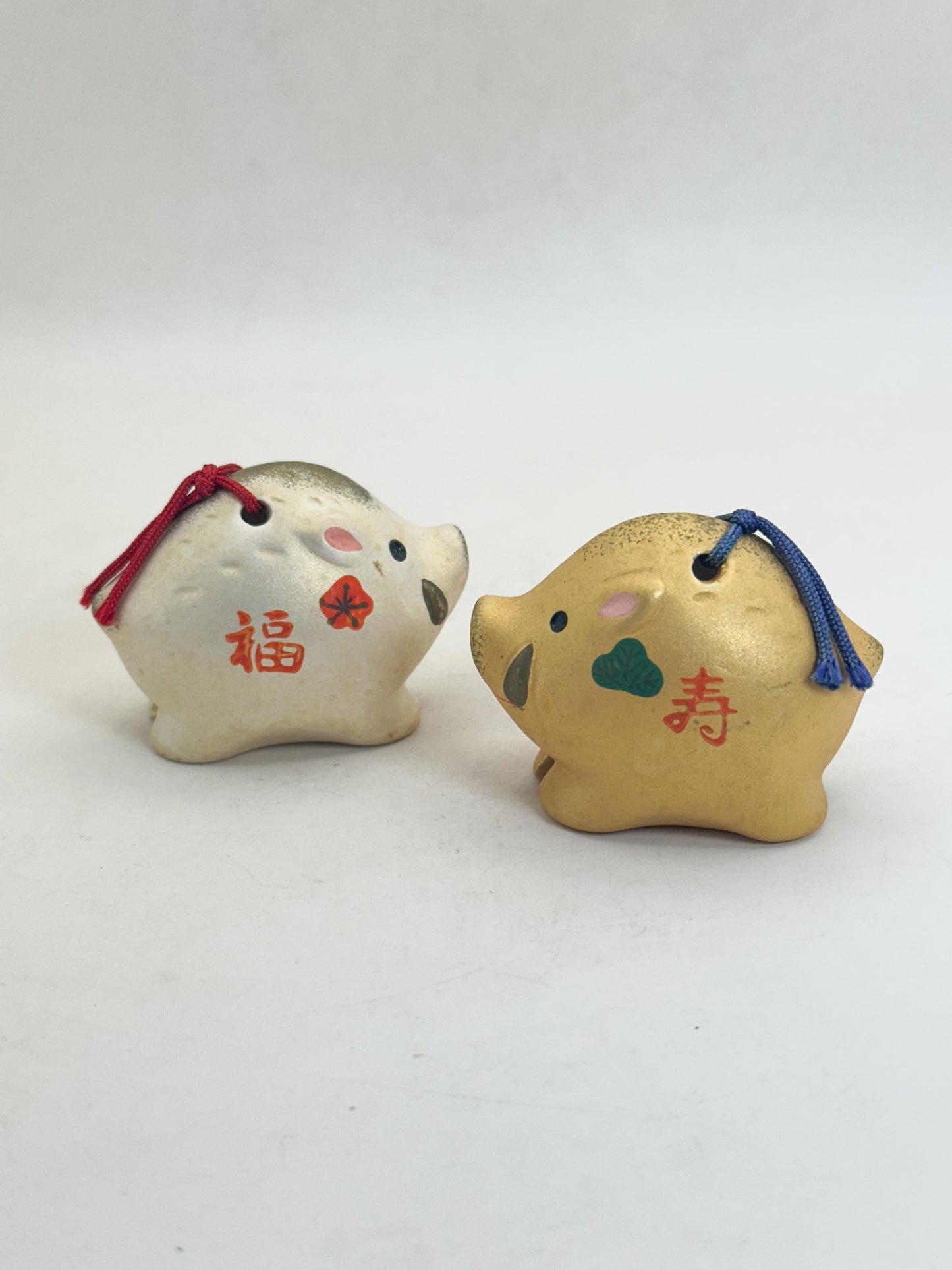 CB316 - Yakushigama Boar Dorei Clay Bells 薬師窯