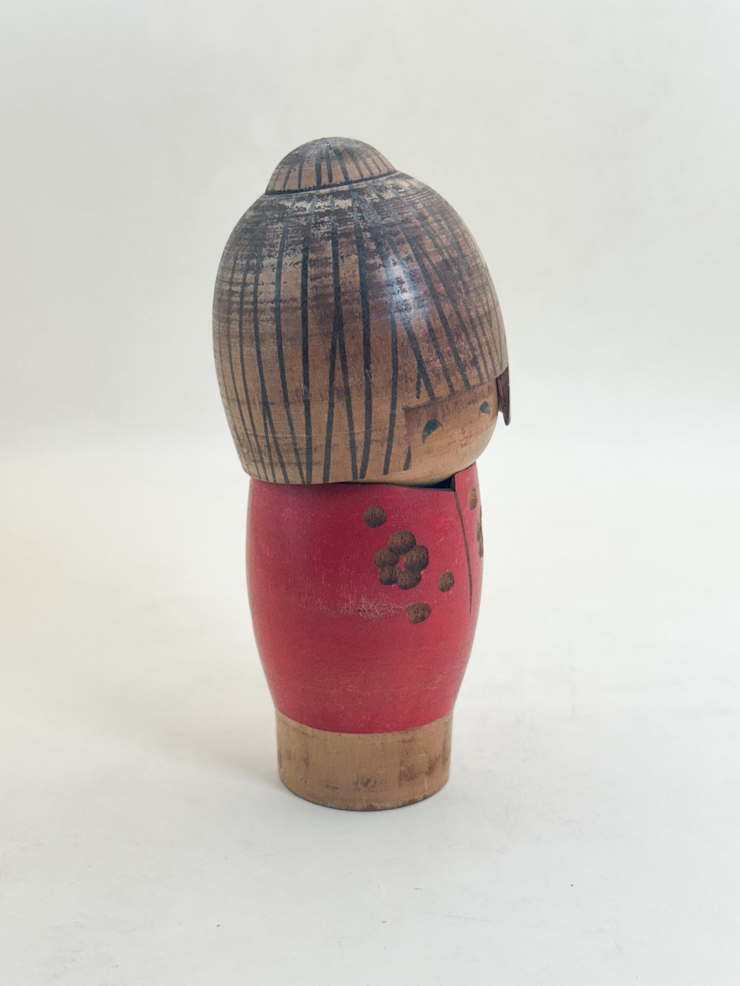 K15177 - Sōsaku Kokeshi by Sansaku Sekiguchi 関口三作