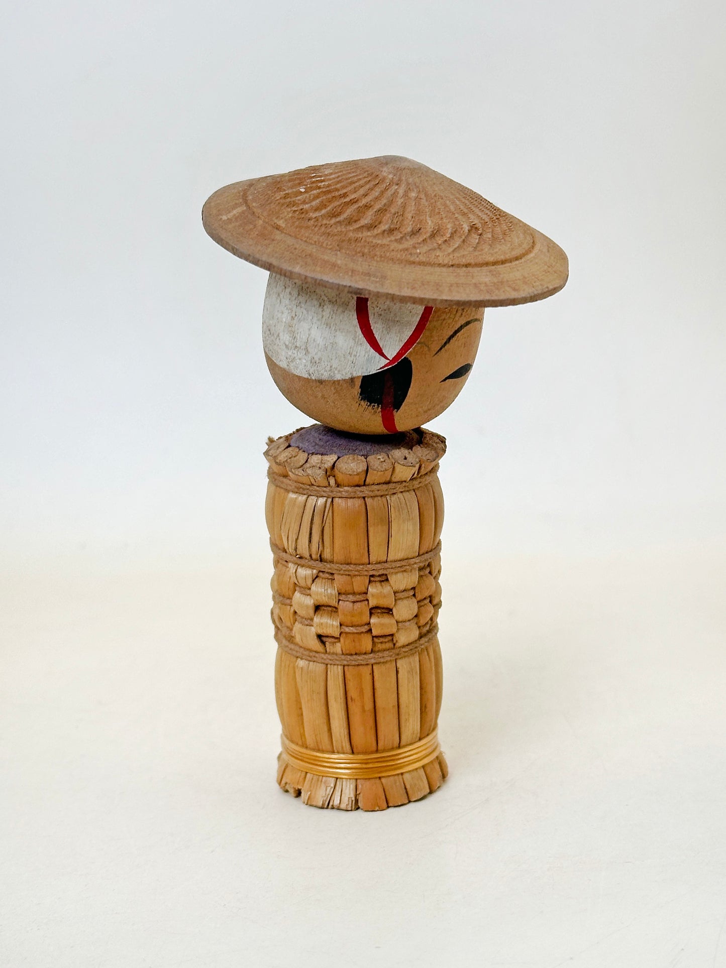 K10212 - Kokeshi Omiyage de vigne de yamabudō 山葡萄