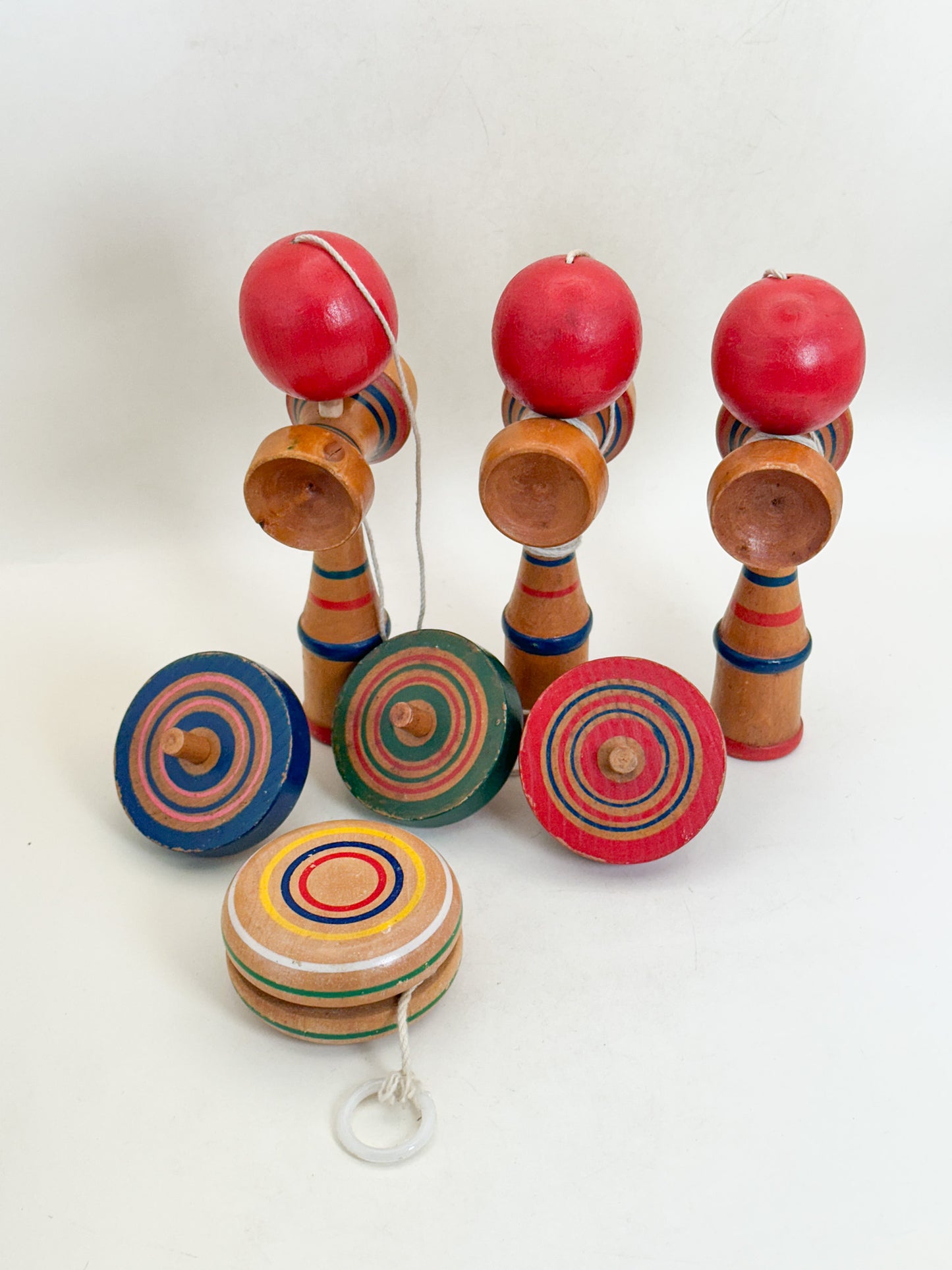 FT556 - Mukashi Asobi, ensemble de jouets traditionnels 昔遊び