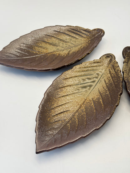 TB252 - Tanba-yaki Leaf Plates Set 丹波立杭焼