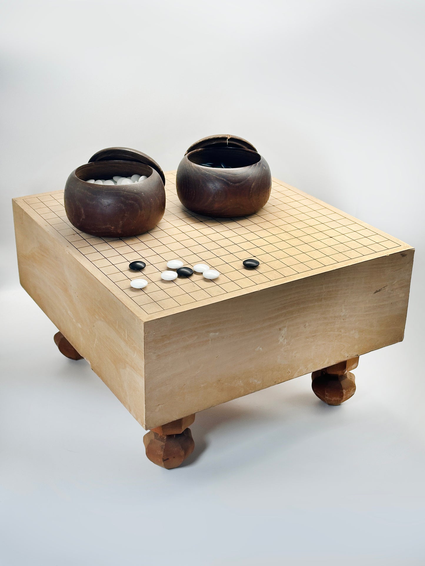 TB133 - Vintage Japanese Go Set – Solid Wood Goban with Go Bowls & Stones