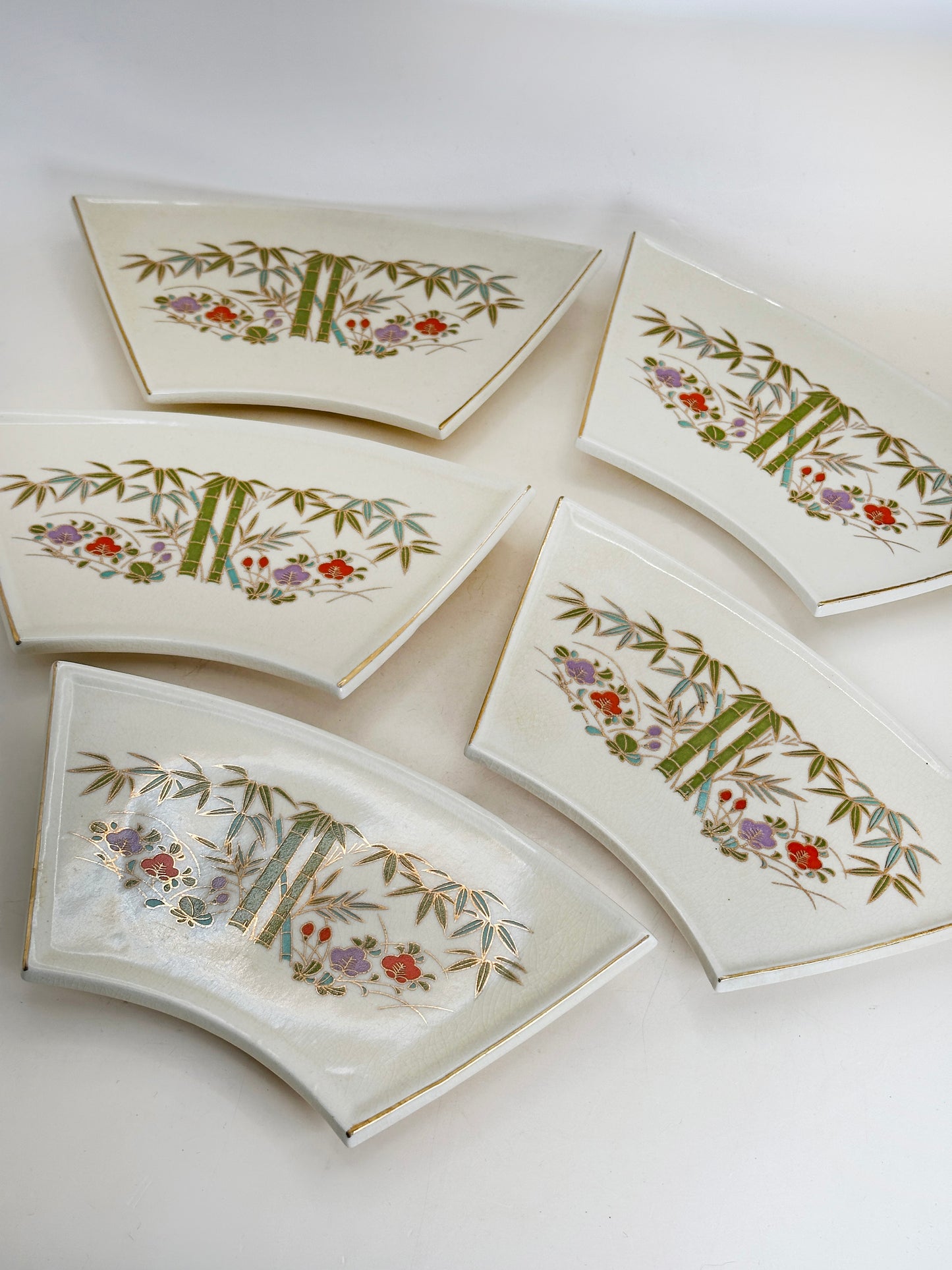 TB254 - Assiettes Kyō Ware de Katō Zenshō 京焼