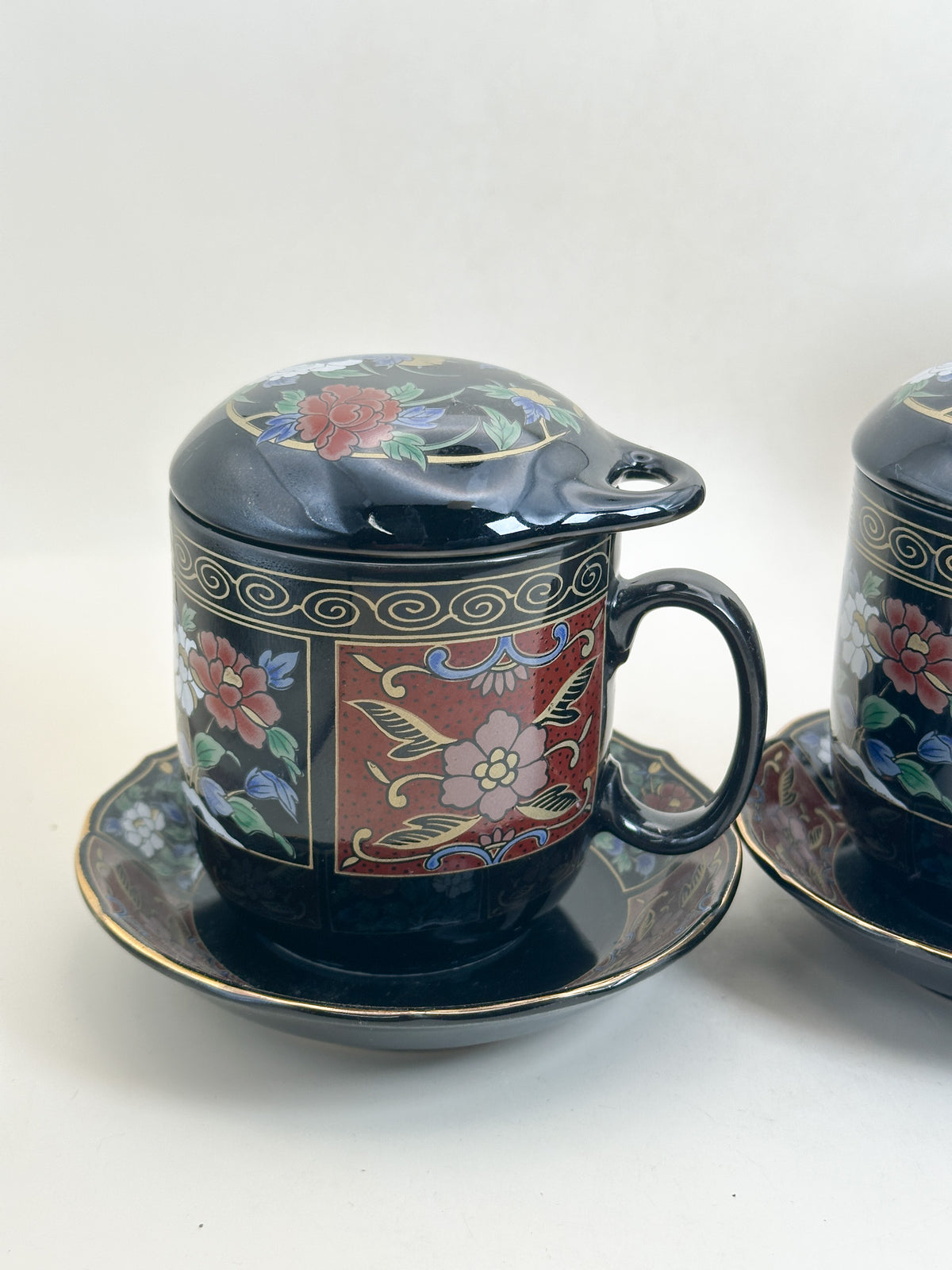 TB397 - Arita-yaki cup set with lid 有田焼