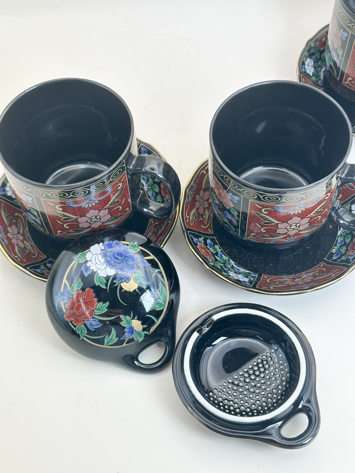 TB397 - Arita-yaki cup set with lid 有田焼