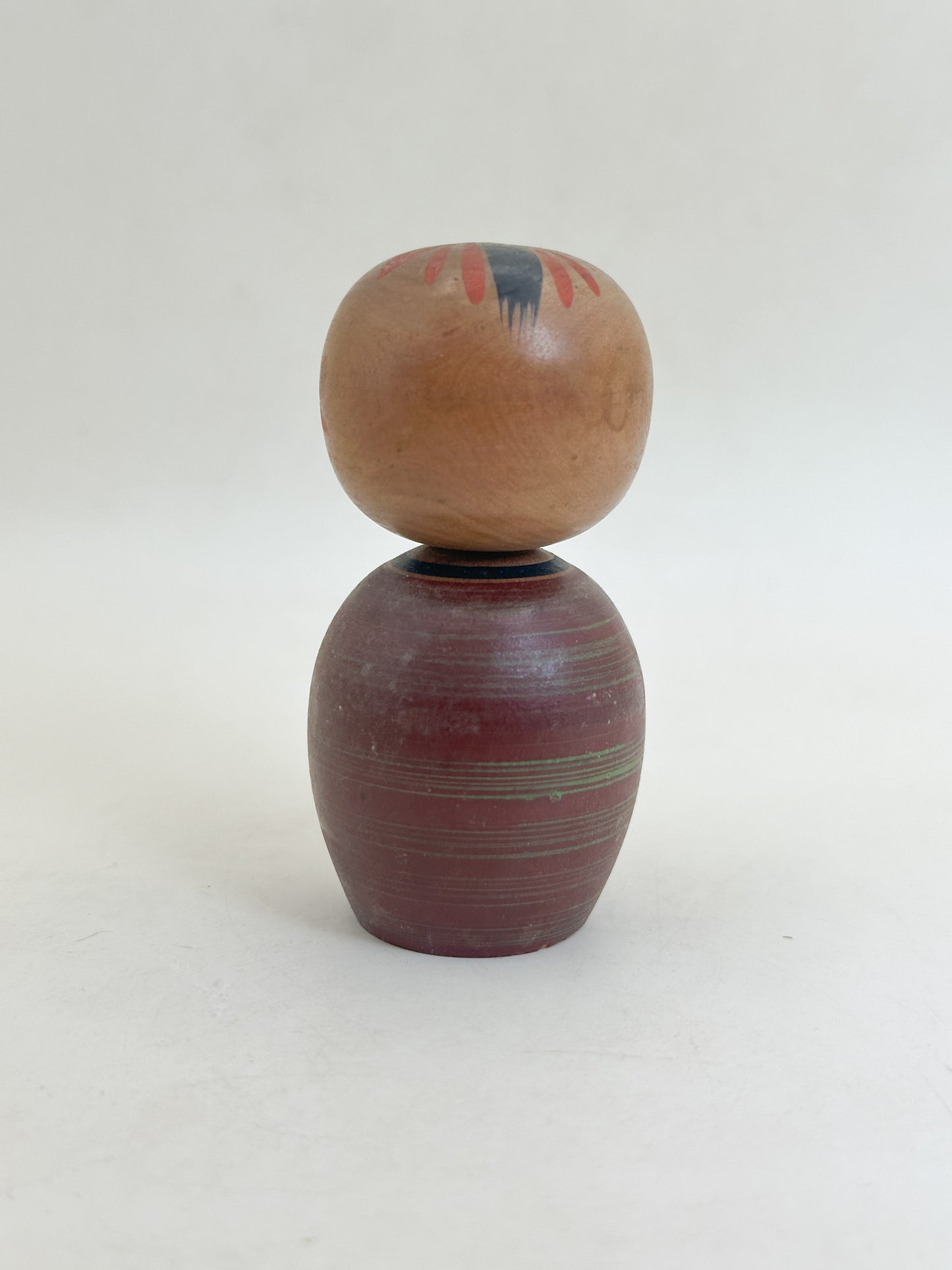 K05077 - Shingata Kokeshi by Misui 美水