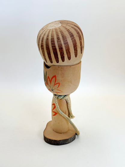 K18123 - Omiyage Kokeshi from Tōhoku 東北の紅葉