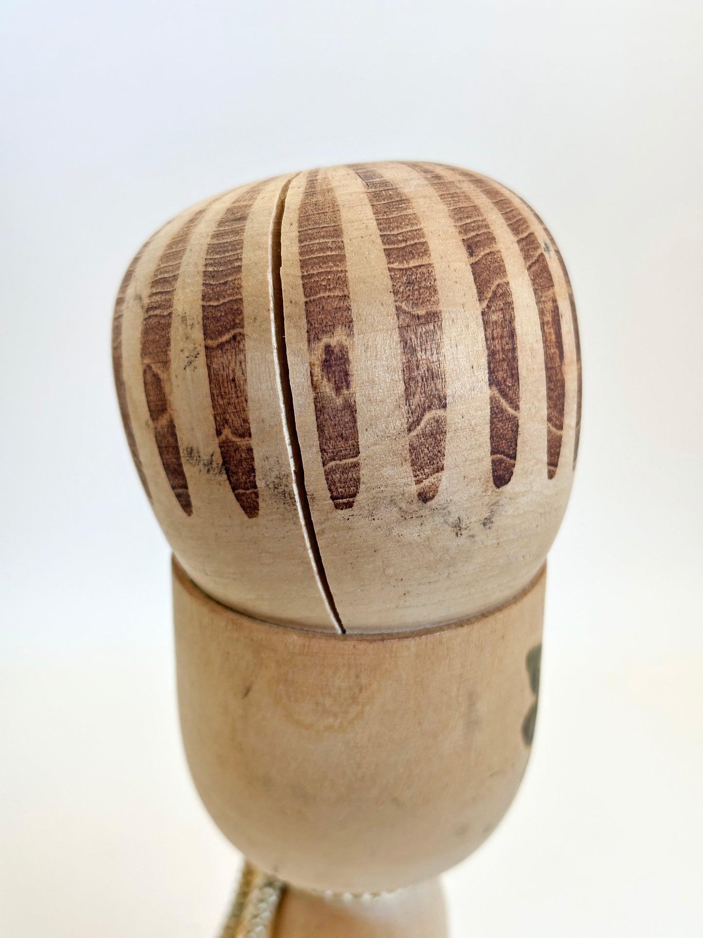 K18123 - Omiyage Kokeshi from Tōhoku 東北の紅葉