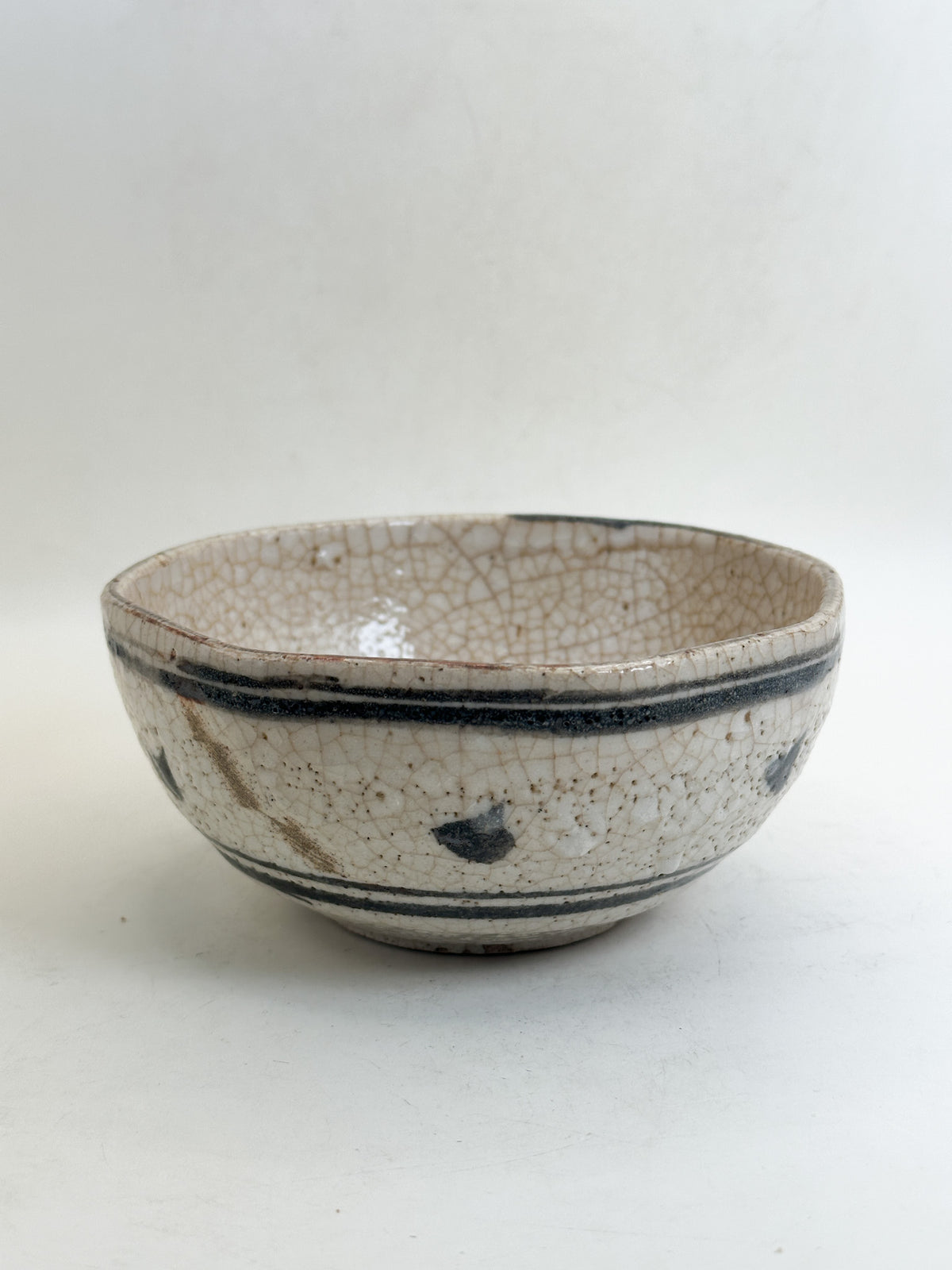 TB404 -  Karatsu-yaki kashibachi Bowl 唐津焼