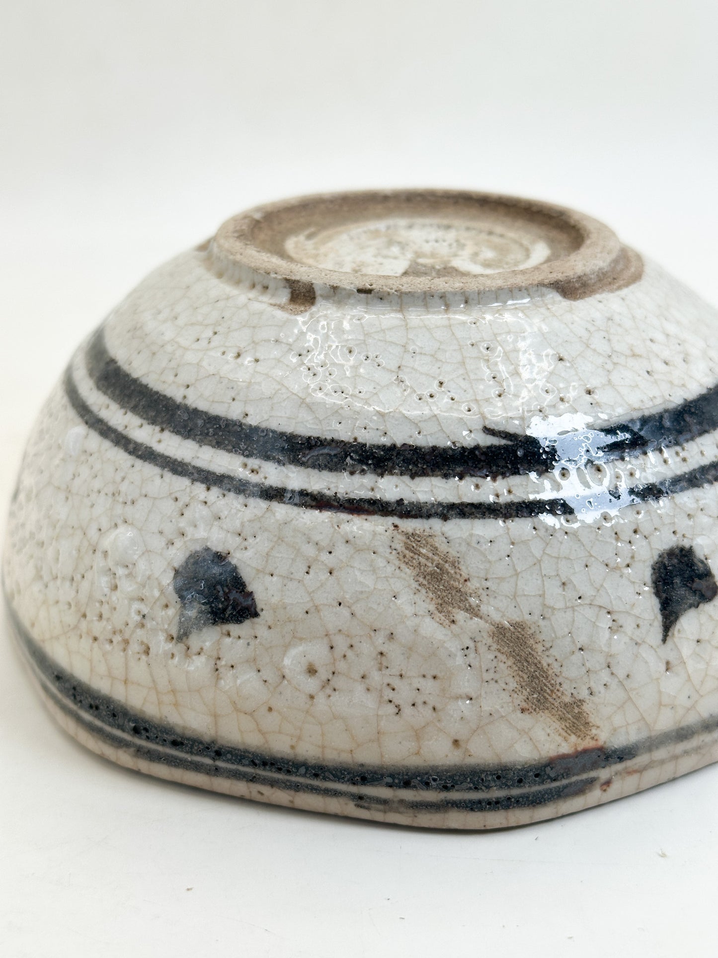 TB404 -  Karatsu-yaki kashibachi Bowl 唐津焼