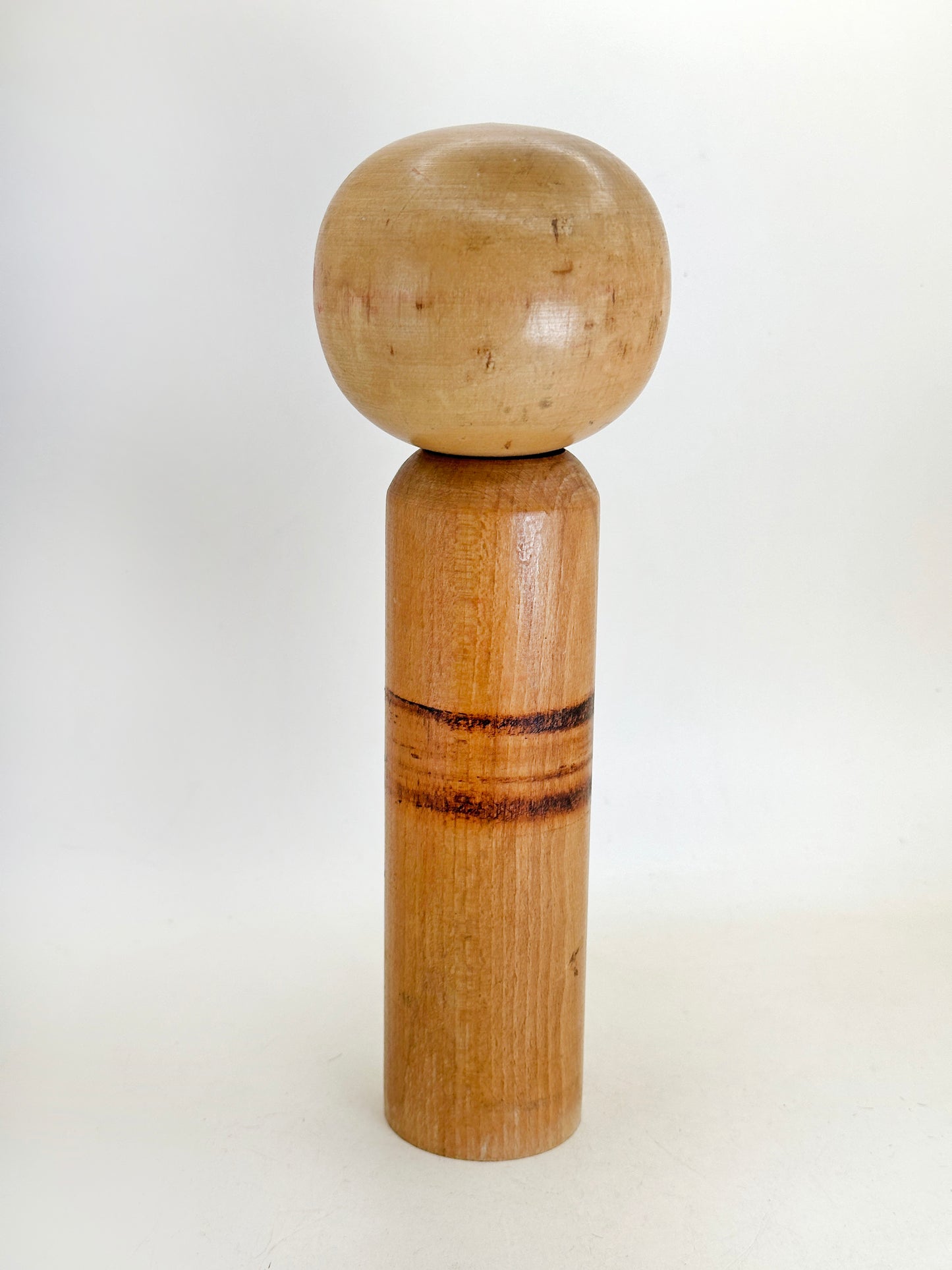 K25163 - Kokeshi Sōsaku par Eiko Shibata 柴田栄子