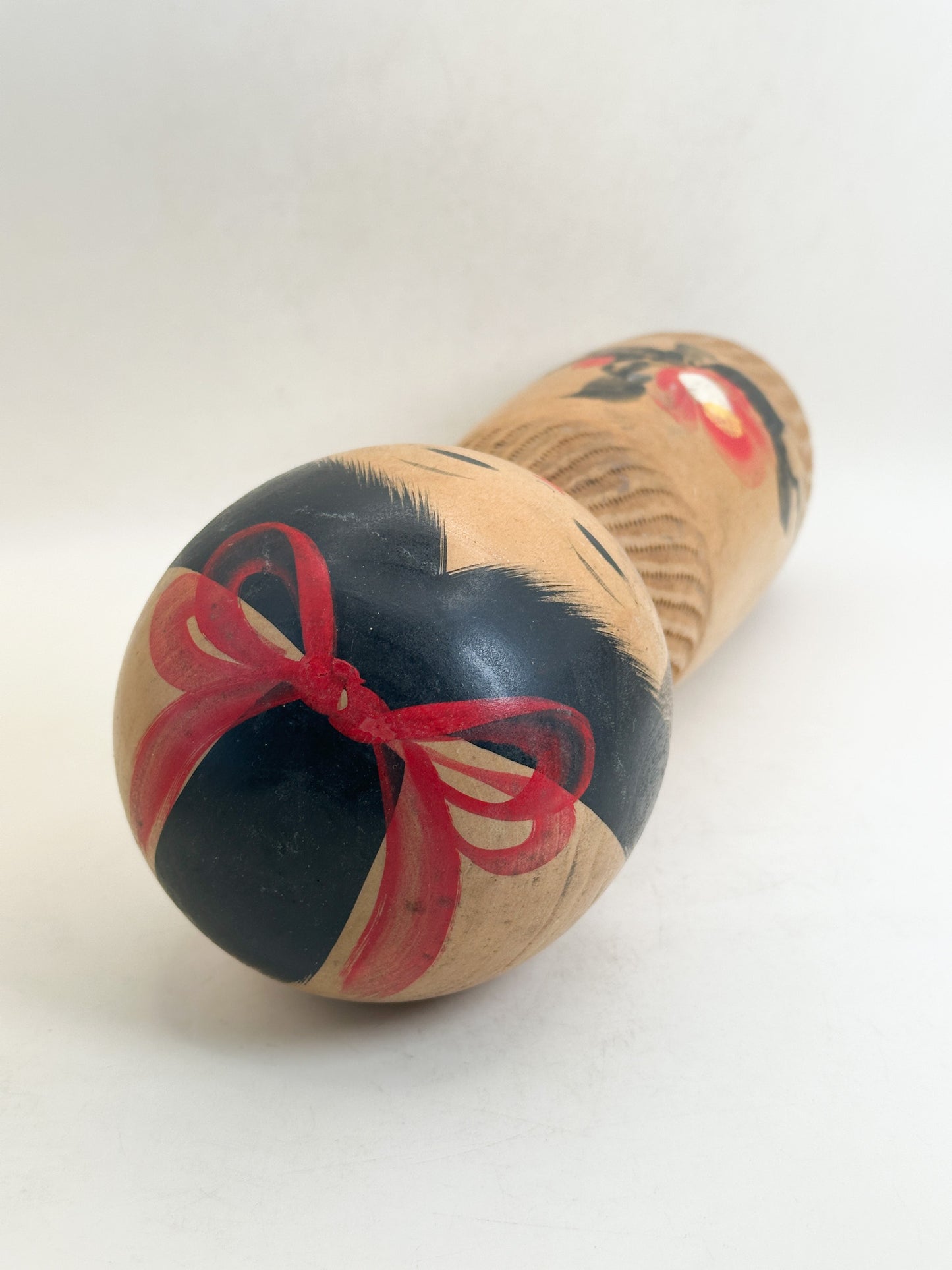 K25225 - Kokeshi Sosaku par Sato Kouson 佐藤香村